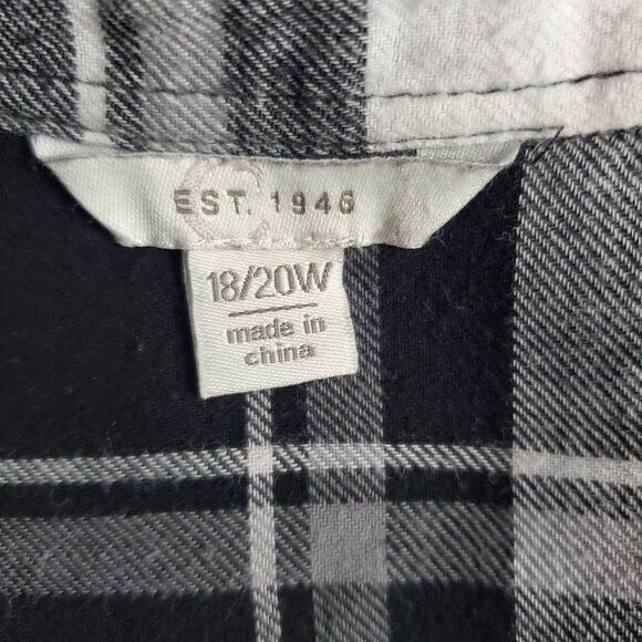 EST. 1946 Women’s Plaid Waterfall Open Front Cardigan Black White Plus Size 18/2 - Picture 8 of 10